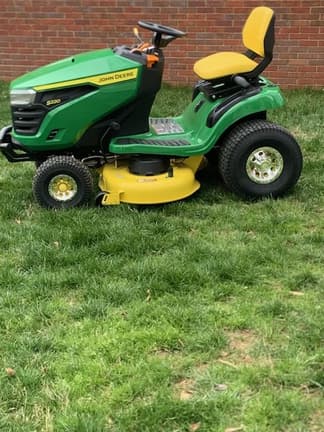 Main image John Deere S220